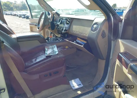 2012 Ford F-250 Lariat z USA, uszkodzony, nr VIN 1FT7W2BT4CEB80588